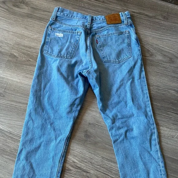 Levi’s 501 Jeans - Picture 3 of 9